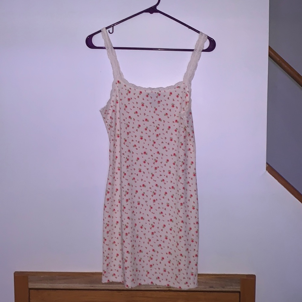 ☀️lace trim dress NWOT